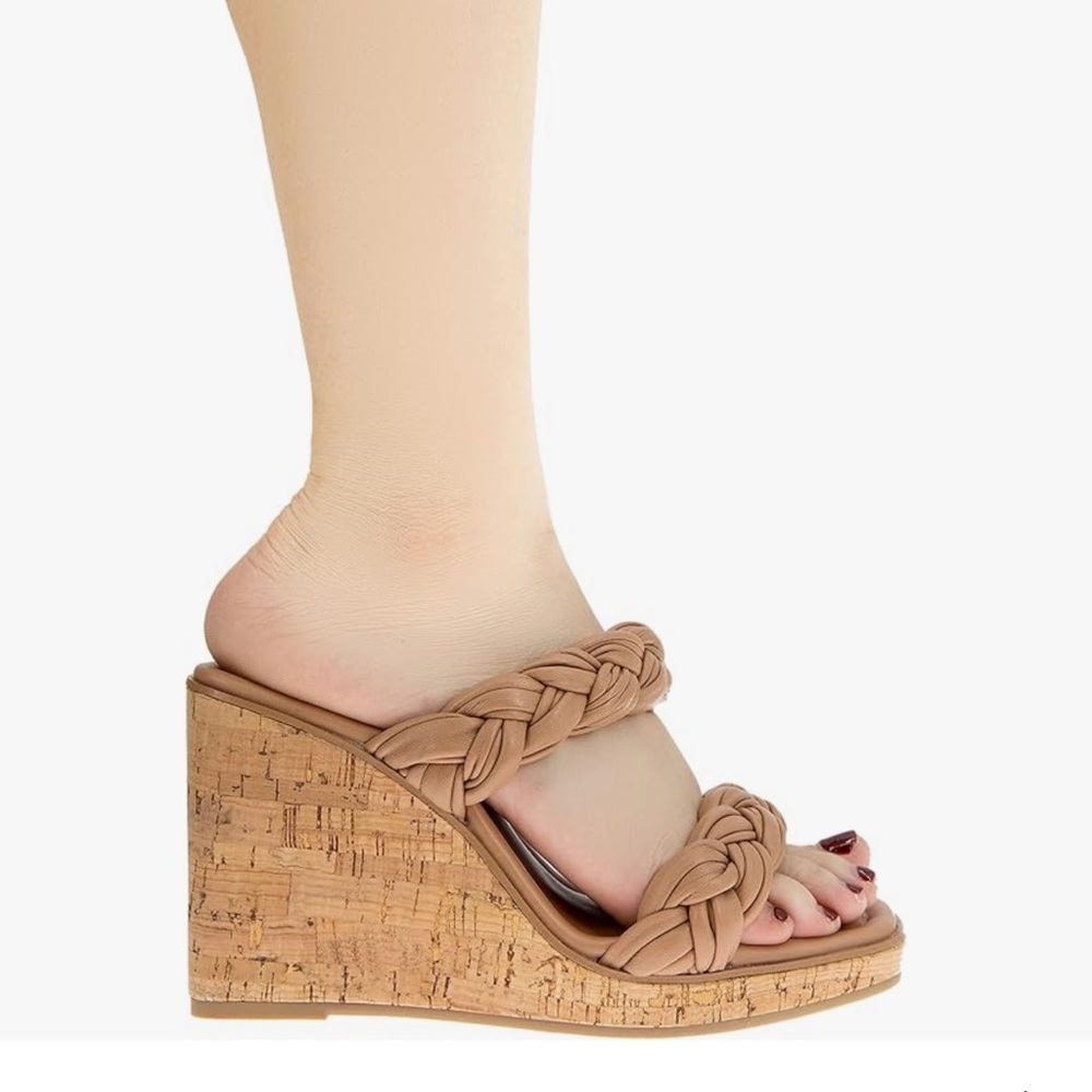 BRAND NEW - BCBGeneration - ULANA Women's Tan Wedge Sandals - 8.5 M - Picture 3 of 5